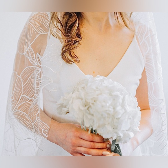 Artemis Bridal Margot Veil - Picture 7 of 9